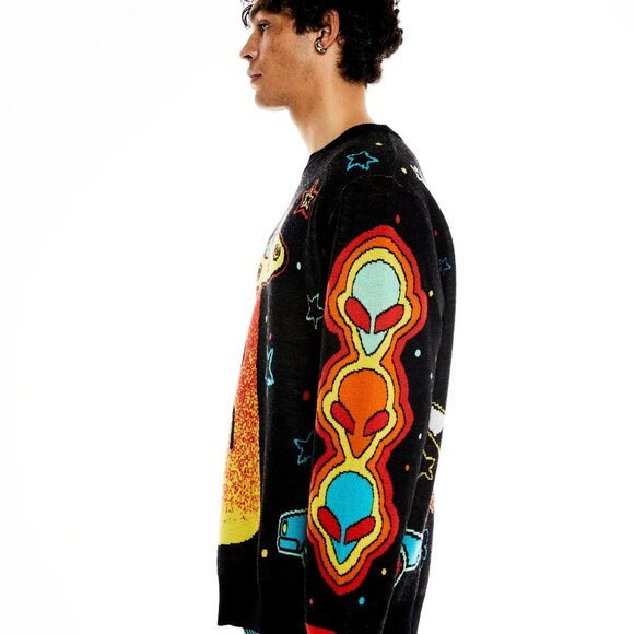 Wah Wah Australia x Tony Albert - Alien Sweater - NWT - Size Small - Picture 4 of 6